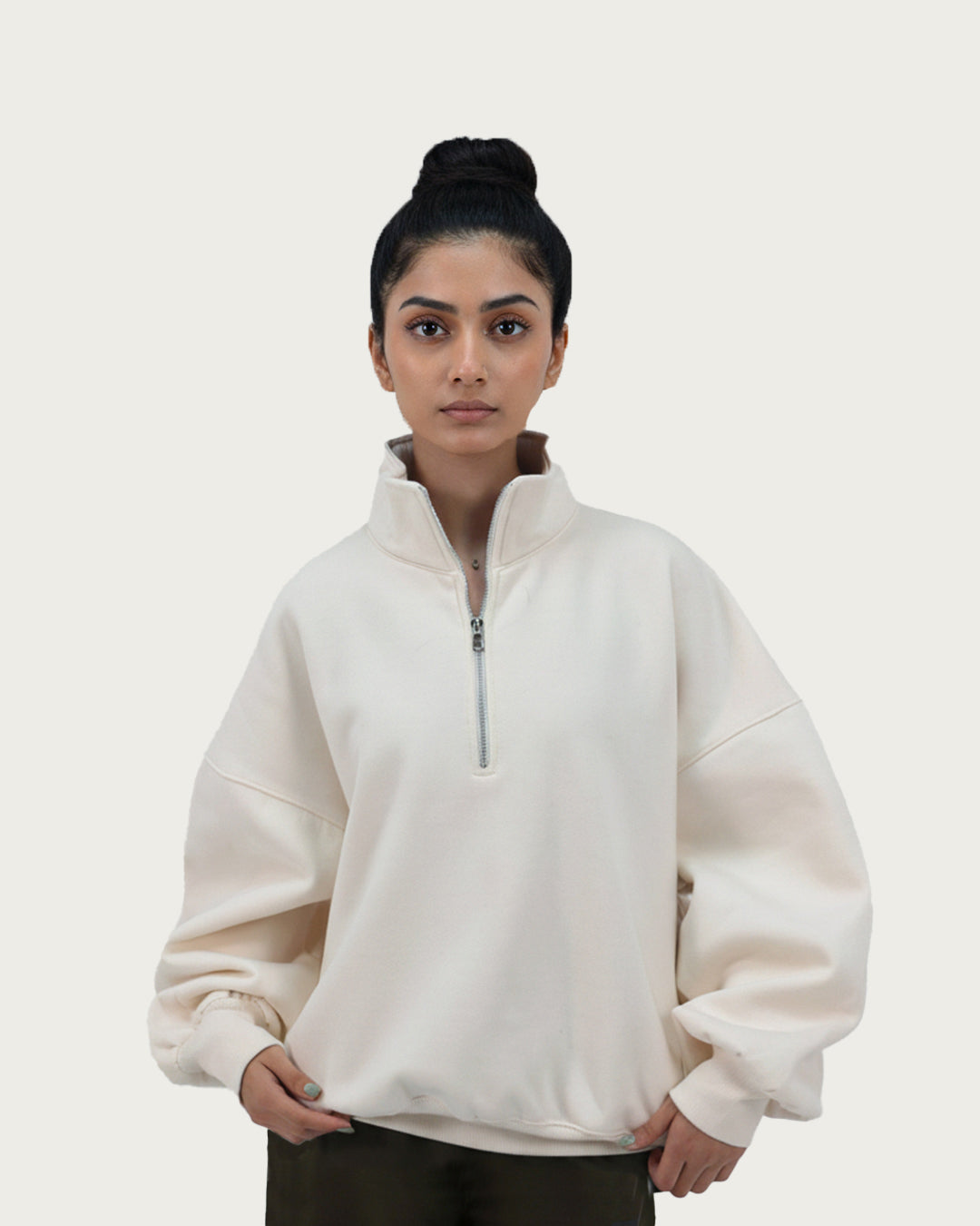 Studio Cut Quarter in Cloud Dancer