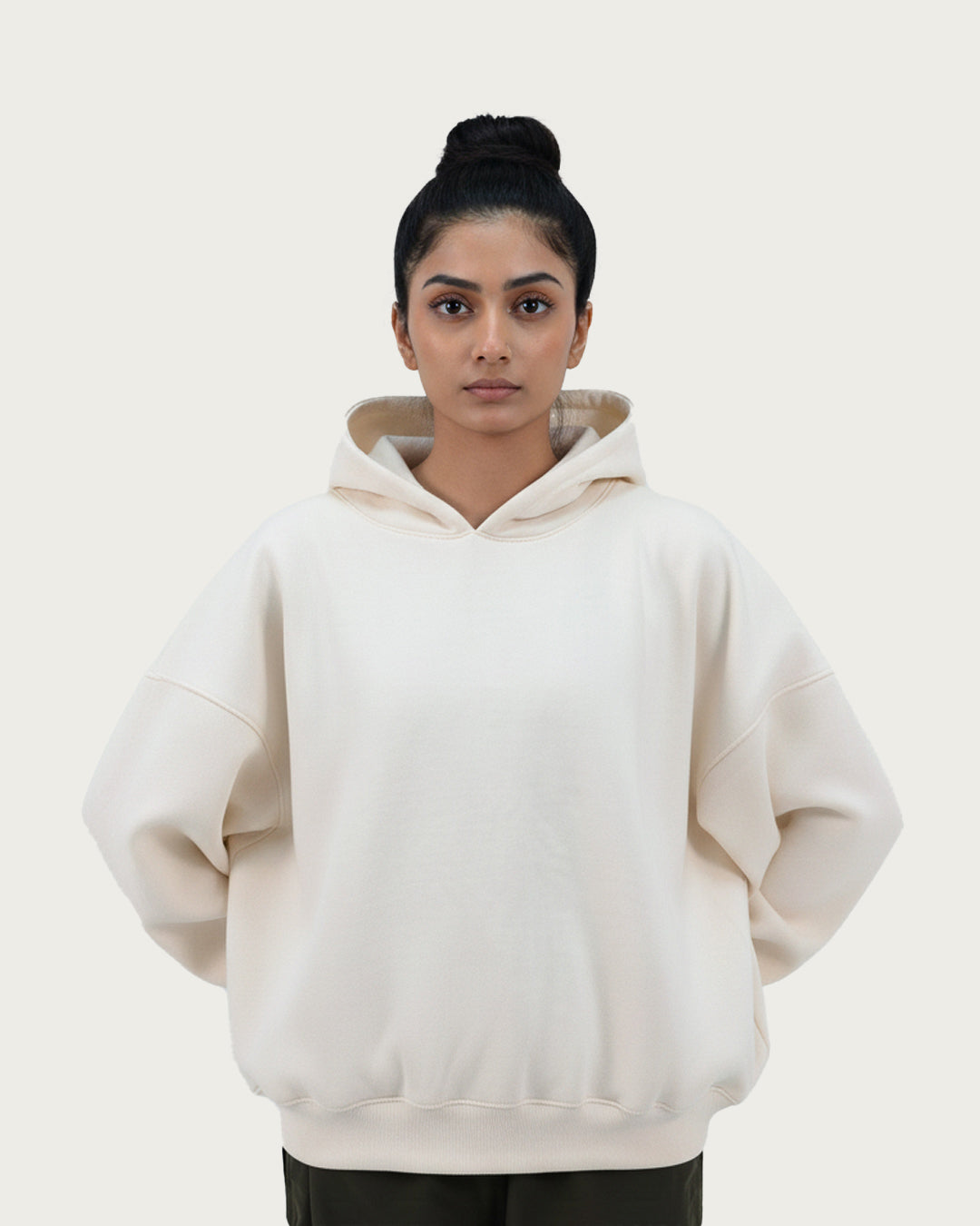 Studio Cut Hoodie in Cloud Dancer